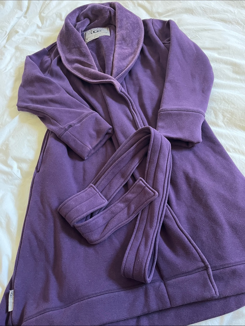 Ugh Australia dark purple soft plush robe size large women’s